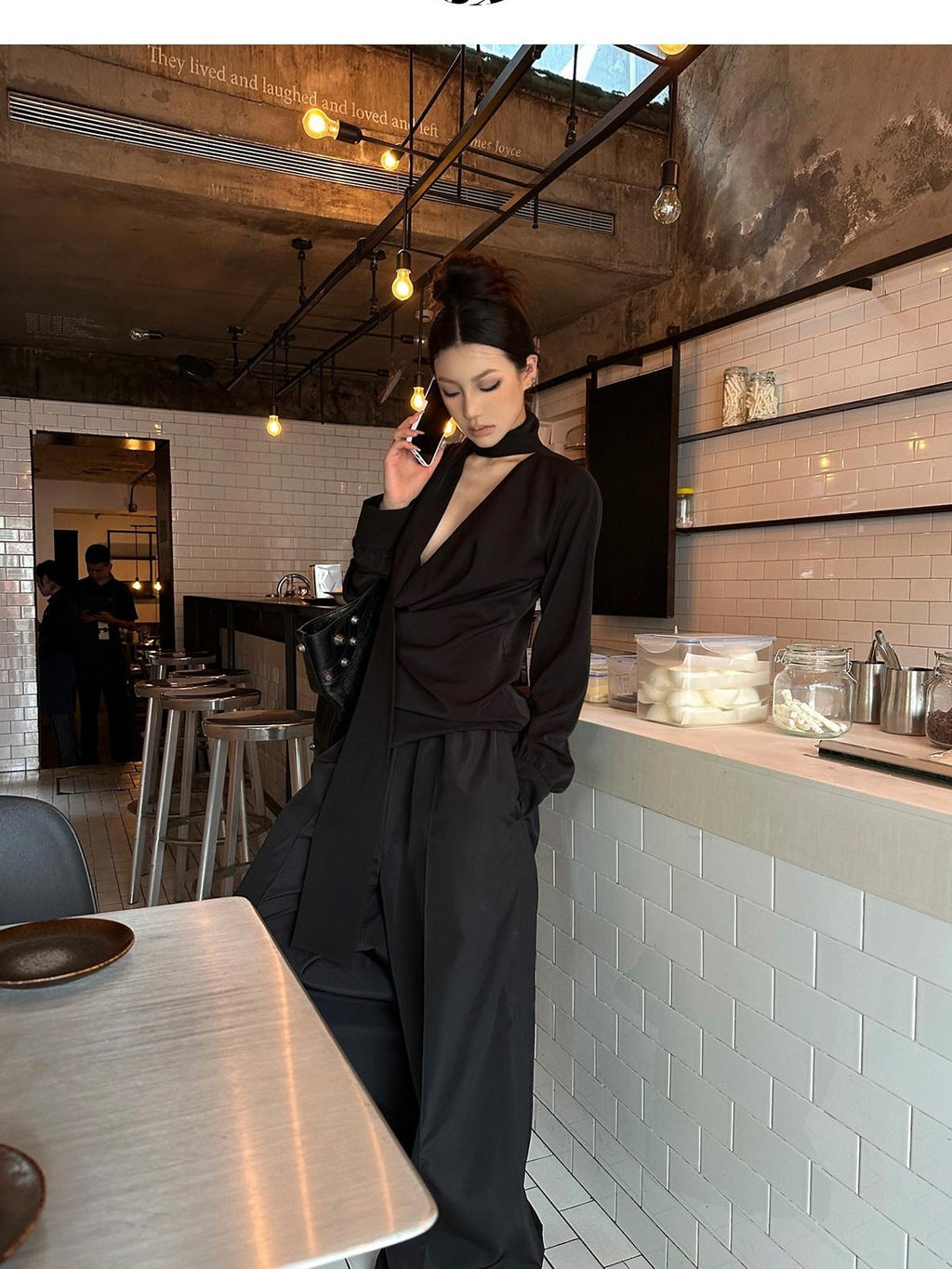 Fanptntox Solid Black Tie V-neck Women's 100 Percent Polyester Long Sleeve T-shirts