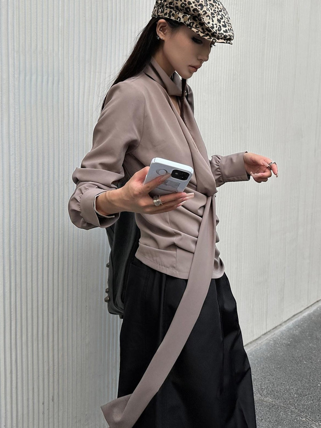 Fanptntox Solid Chestnut Draped Tie V-neck Loose Women's Polyester Long Sleeve T-shirts