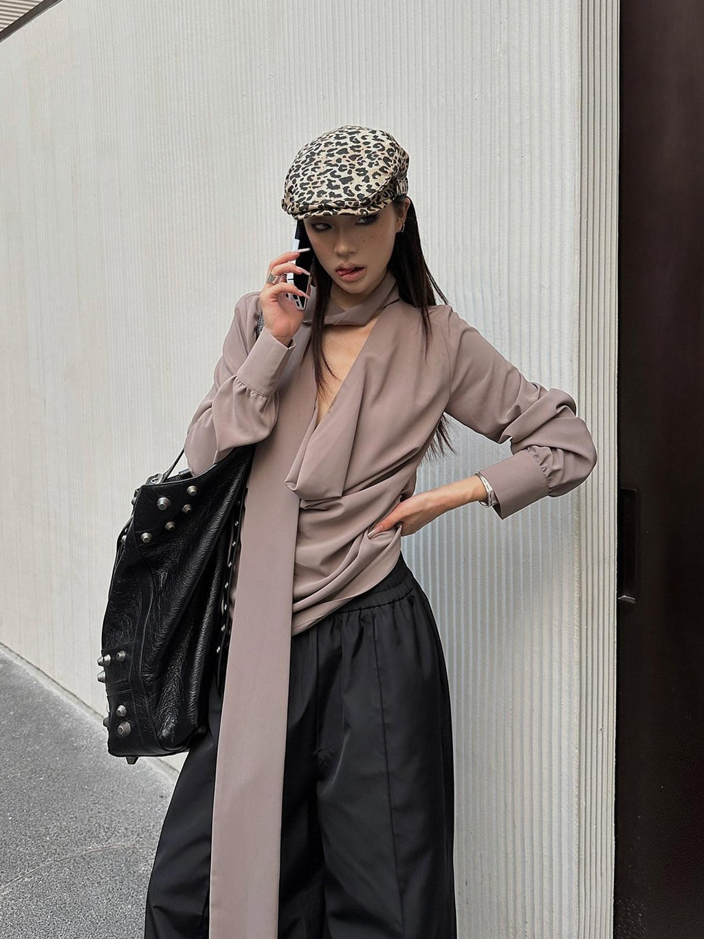 Fanptntox Solid Chestnut Draped Tie V-neck Loose Women's Polyester Long Sleeve T-shirts