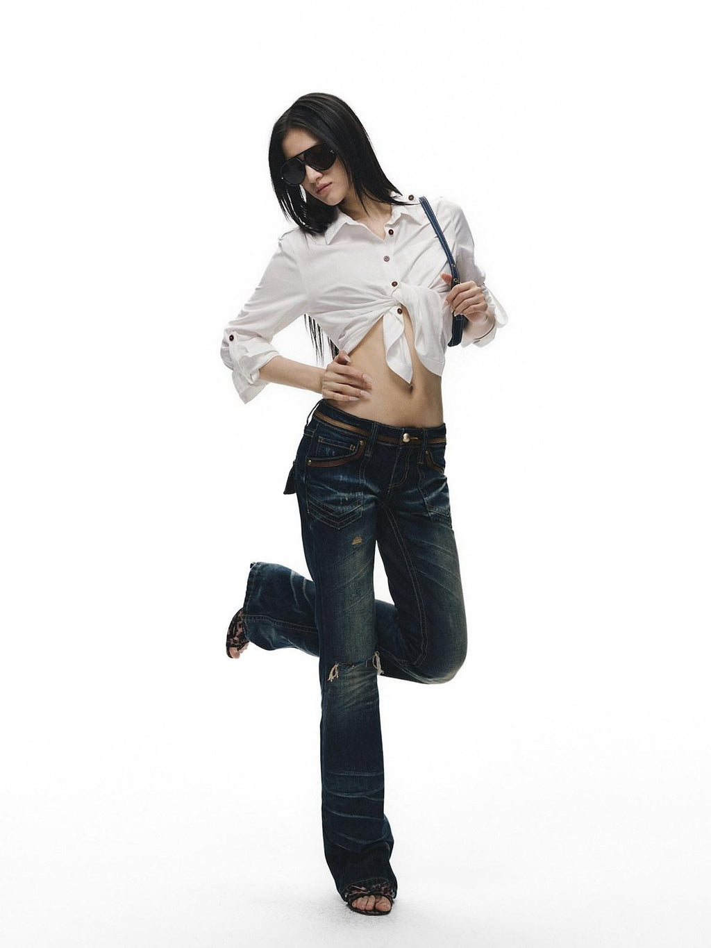 Fanptntox Vintage Washed Whisker Aged Ripped Low Rise Slim Women's Cotton Distressed Jeans
