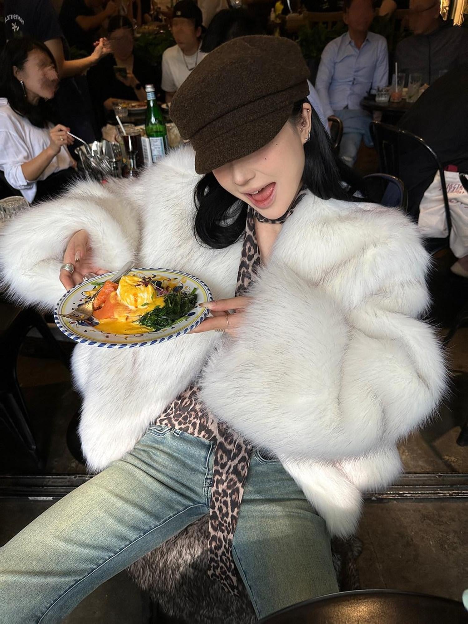 Fanptntox White Boatneck Cropped Loose Fit Women's Faux Mink Faux Fur Coats