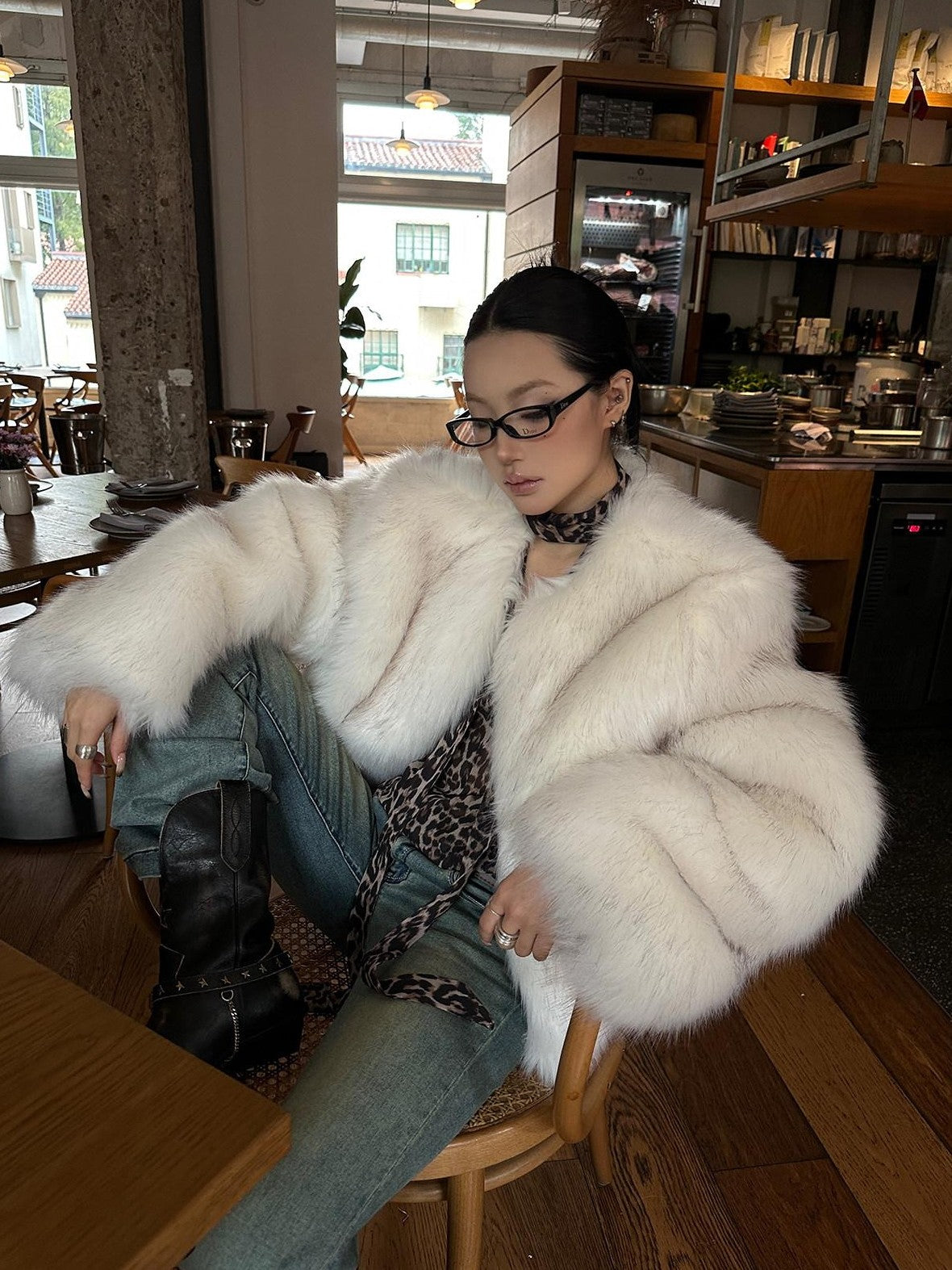 Fanptntox White Boatneck Cropped Loose Fit Women's Faux Mink Faux Fur Coats