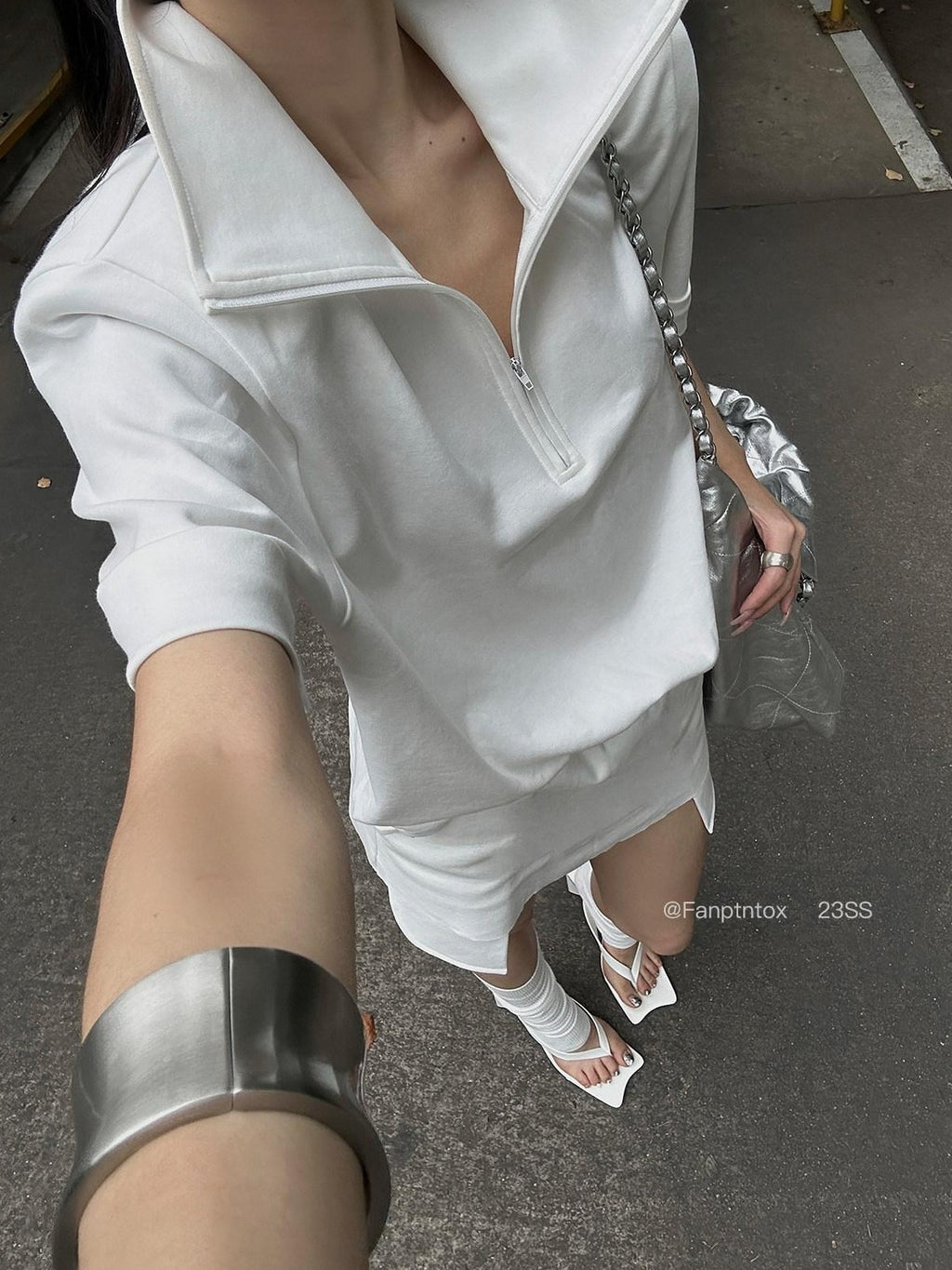 Fanptntox White High Neck Padded Shoulder Raw Hem Women's Cotton Oversized T-shirts