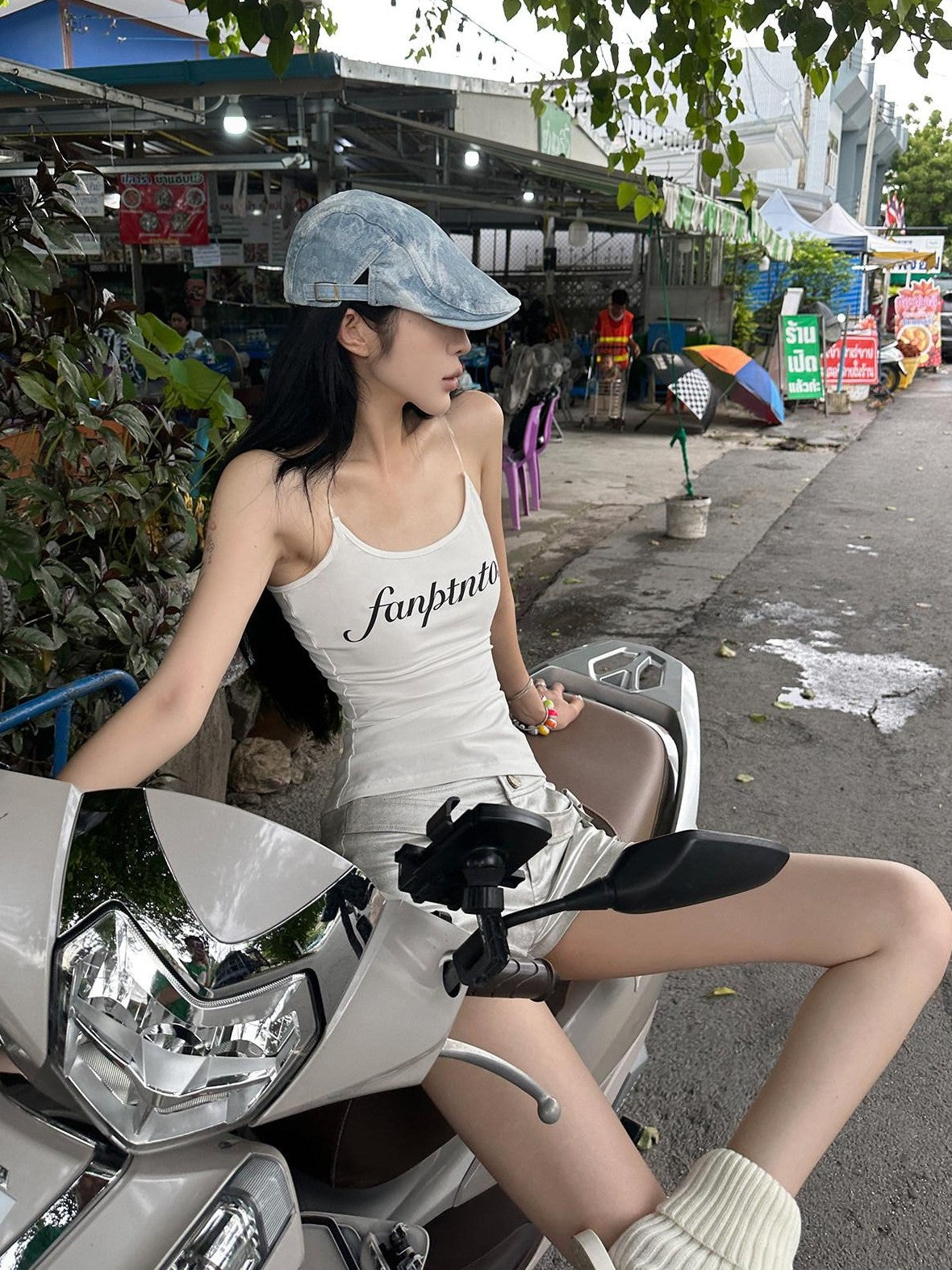 Fanptntox White Letter Print Spaghetti Strap Slimming Street Women's Camisoles