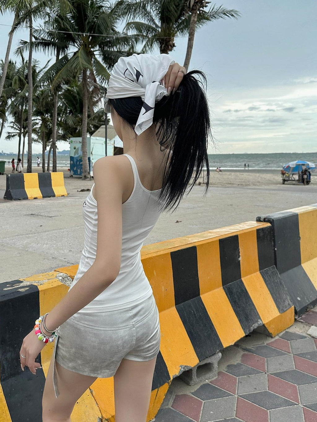 Fanptntox White Letter Print Spaghetti Strap Slimming Street Women's Camisoles