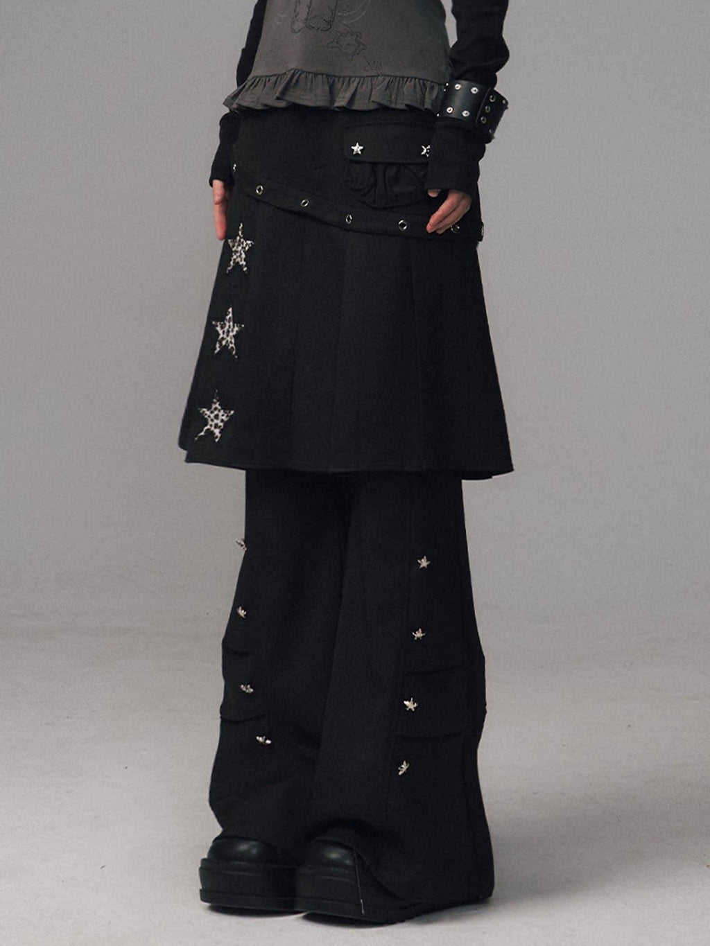 Frustration Garden Asymmetrical Star Metal Detail Faux Two Piece Natural Waist Black Women Skorts