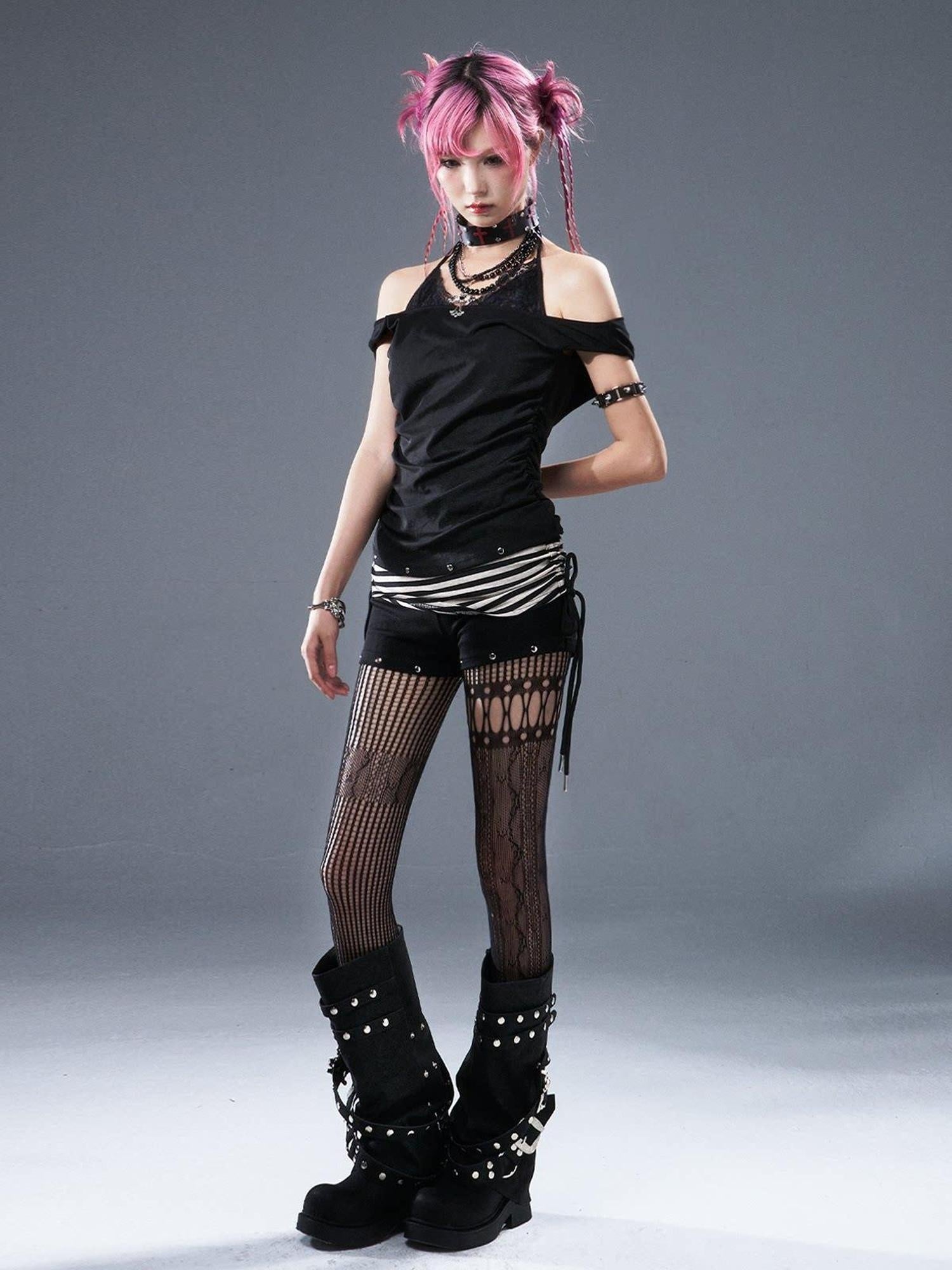 Frustration Garden Cotton Stretch Low Waist Asymmetric Slim Fit Women Black Short Trousers