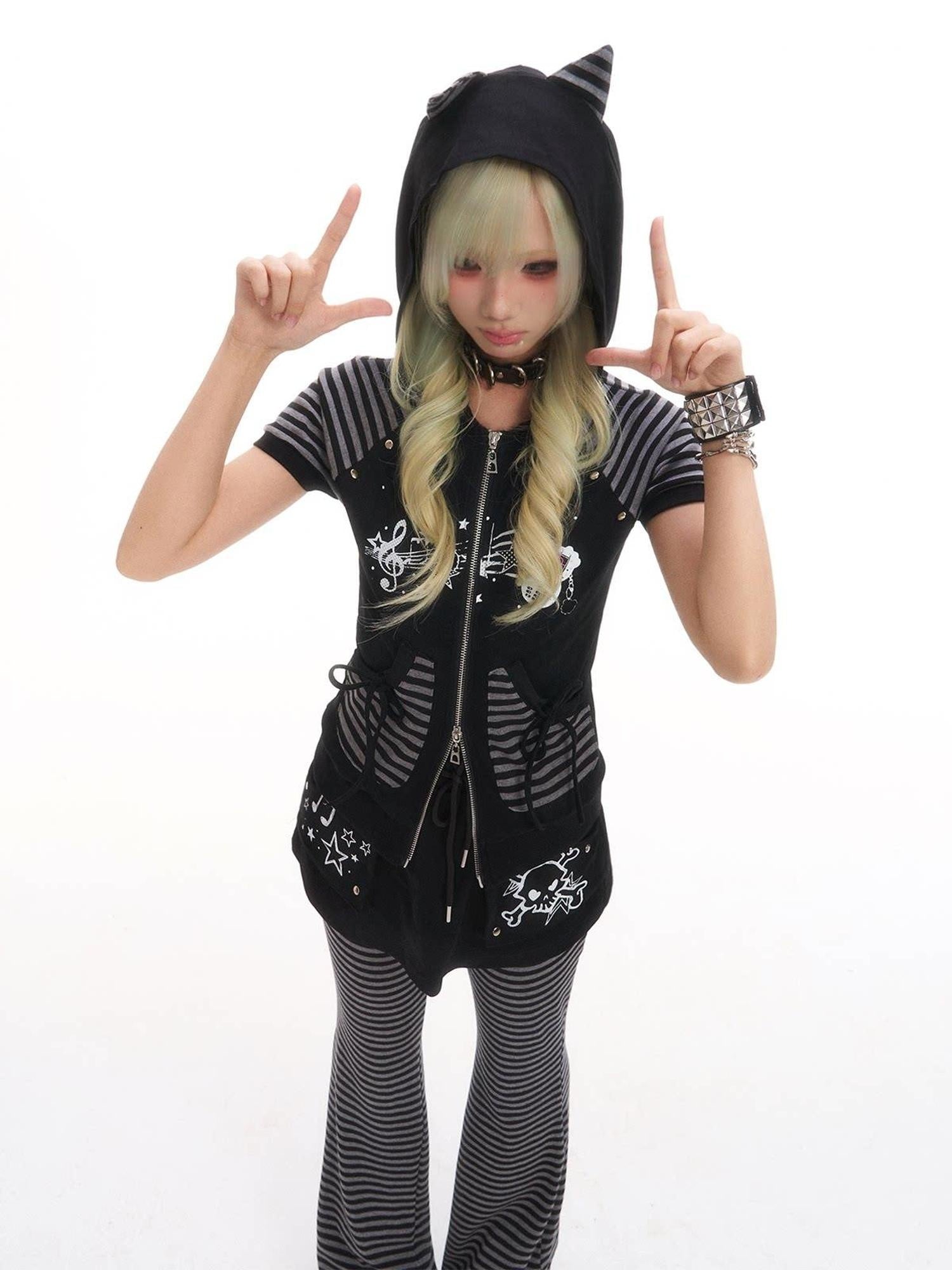 Frustration Garden Double Zipper Hooded Striped Pocket Women Ribbed Black Short Sleeve T-Shirts