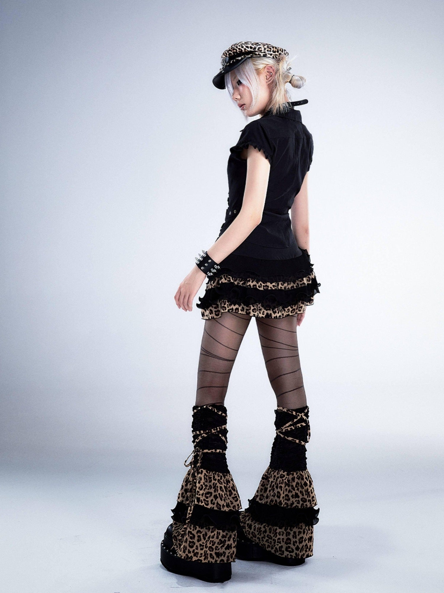 Frustration Garden Lightweight Leopard Print Edgy Leg Sleeve Unisex Black Fashion Leg Warmers