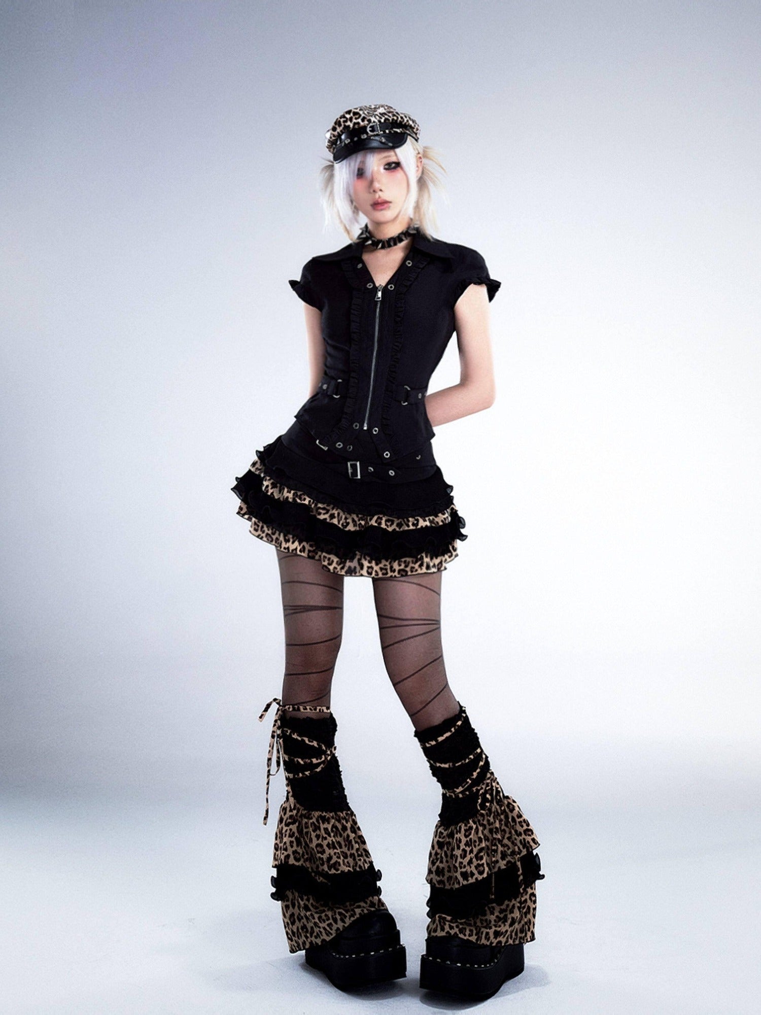 Frustration Garden Lightweight Leopard Print Edgy Leg Sleeve Unisex Black Fashion Leg Warmers