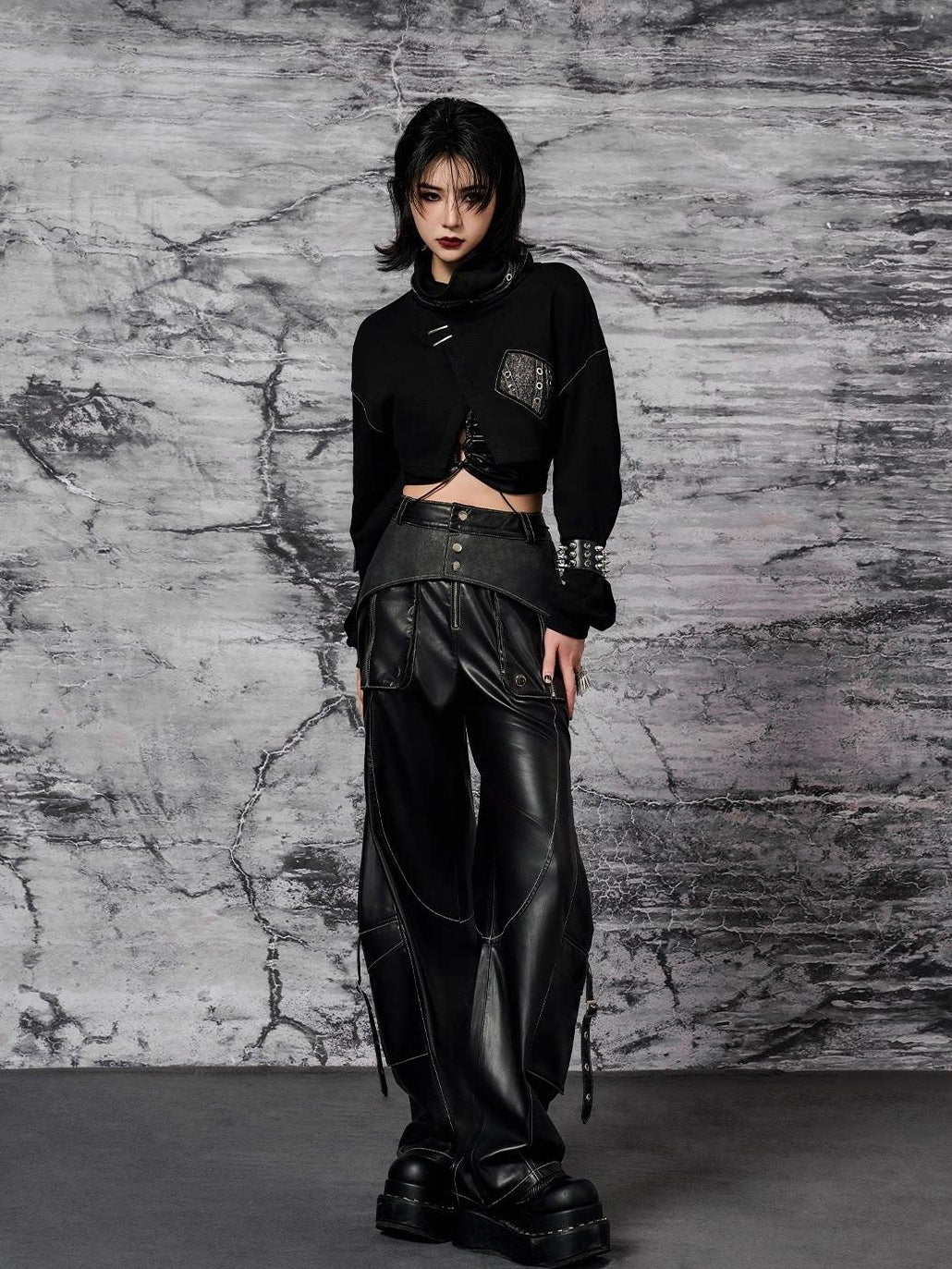 Frustration Garden Original Pu Pocket Cargo 3D Detail Natural Waist Women Black Leather Pants