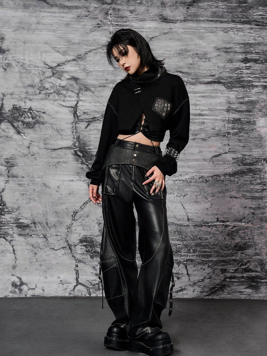 Frustration Garden Original Pu Pocket Cargo 3D Detail Natural Waist Women Black Leather Pants