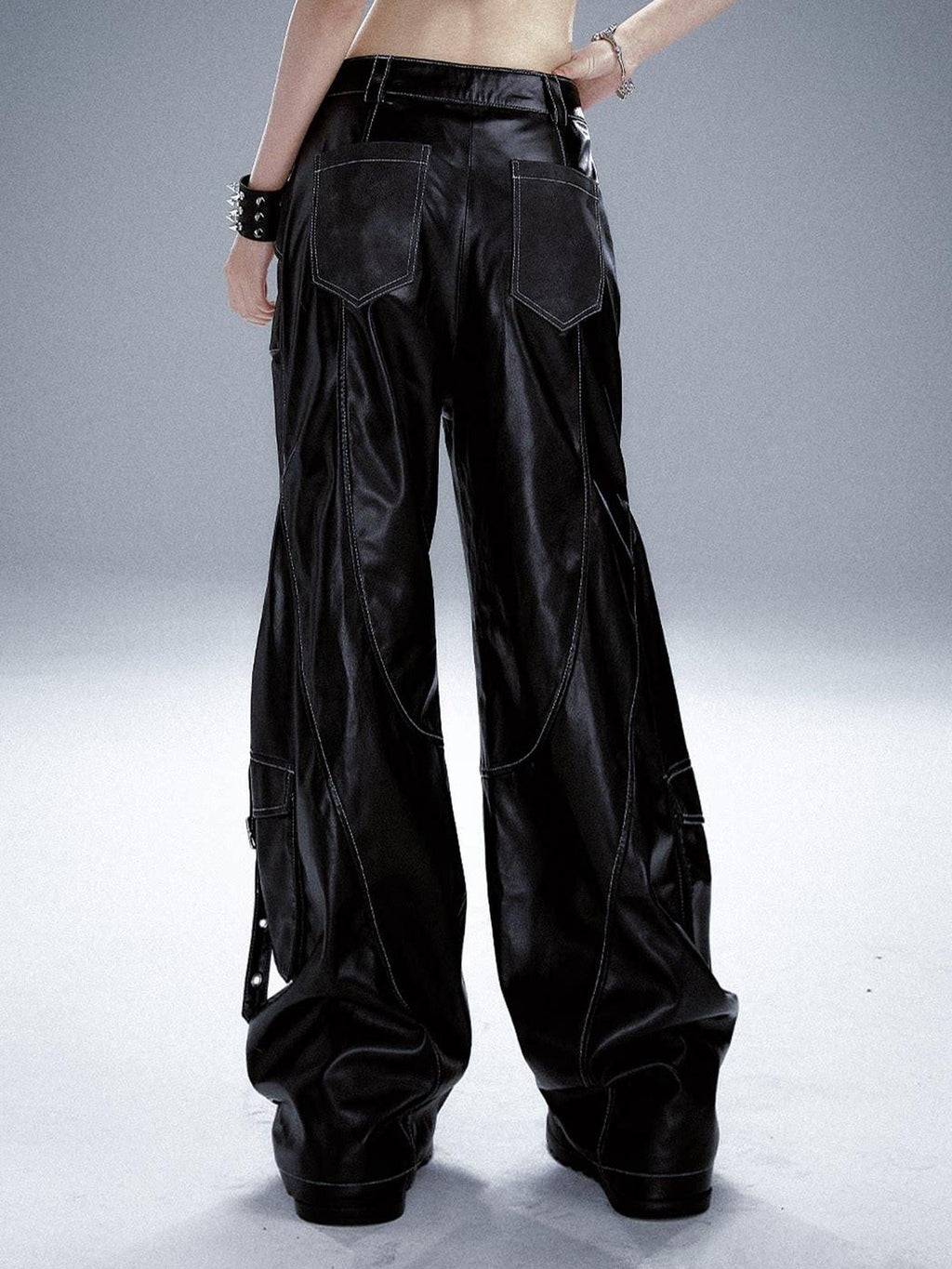 Frustration Garden Original Pu Pocket Cargo 3D Detail Natural Waist Women Black Leather Pants