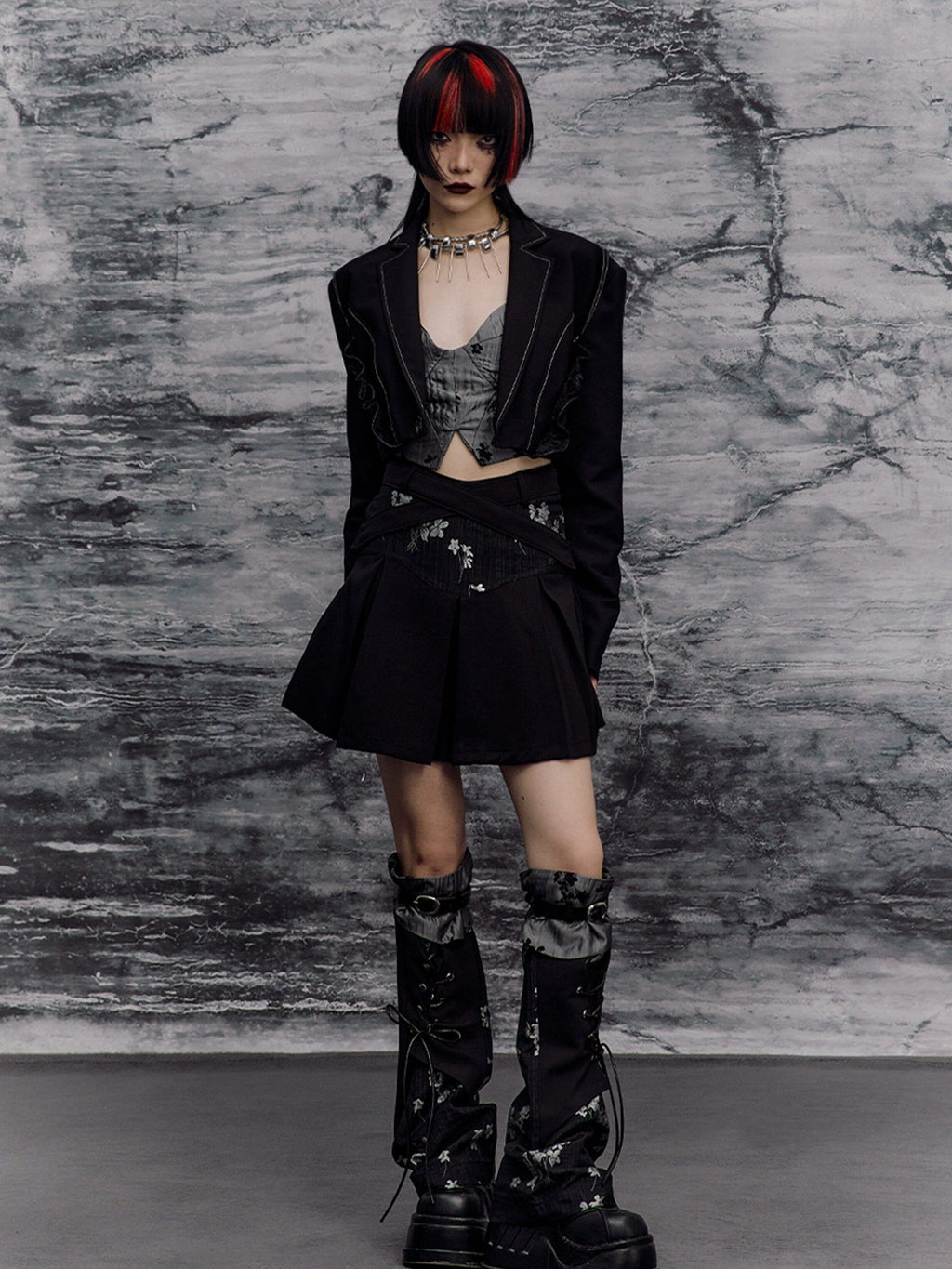 Frustration Garden Original Relaxed Blazer Collar One Button Short Polyester Cropped Jackets