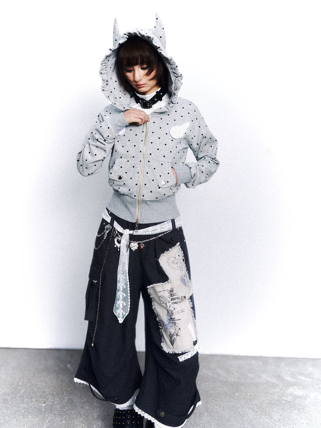 Frustration_Garden_Original_Slim_Fit_Hooded_Zip_Up_Polka_Dot_Metal_Trim_Pocket_Ribbed_Hem_Hoodies_MISSTT