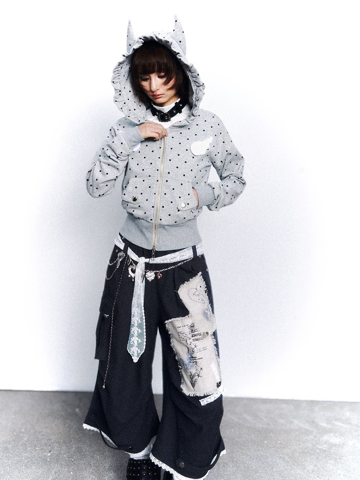 Frustration_Garden_Original_Slim_Fit_Hooded_Zip_Up_Polka_Dot_Metal_Trim_Pocket_Ribbed_Hem_Hoodies_MISSTT