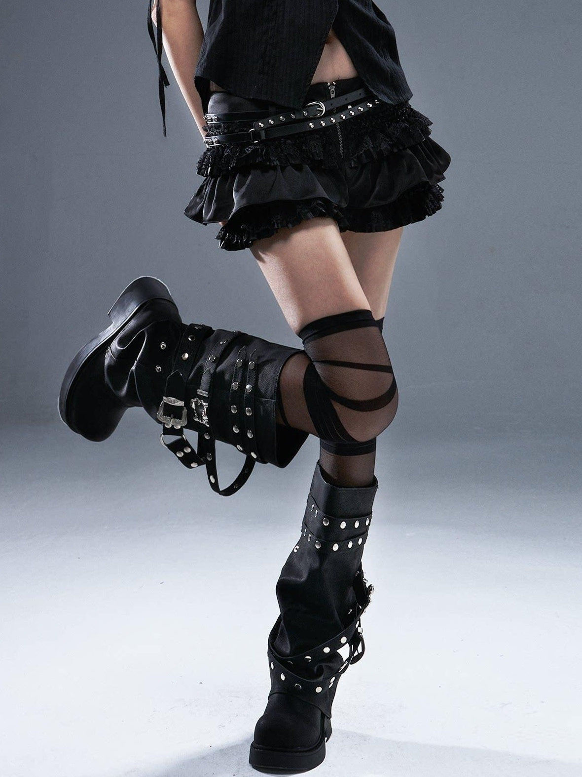 Frustration Garden Original Zipper Low Waist Pleated Skort Women Black Belt Mini Skirts
