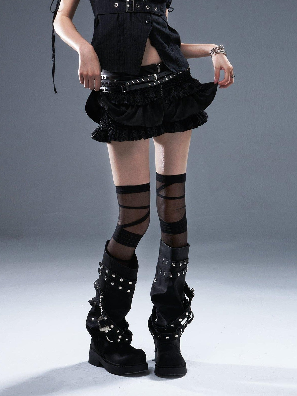 Frustration Garden Original Zipper Low Waist Pleated Skort Women Black Belt Mini Skirts