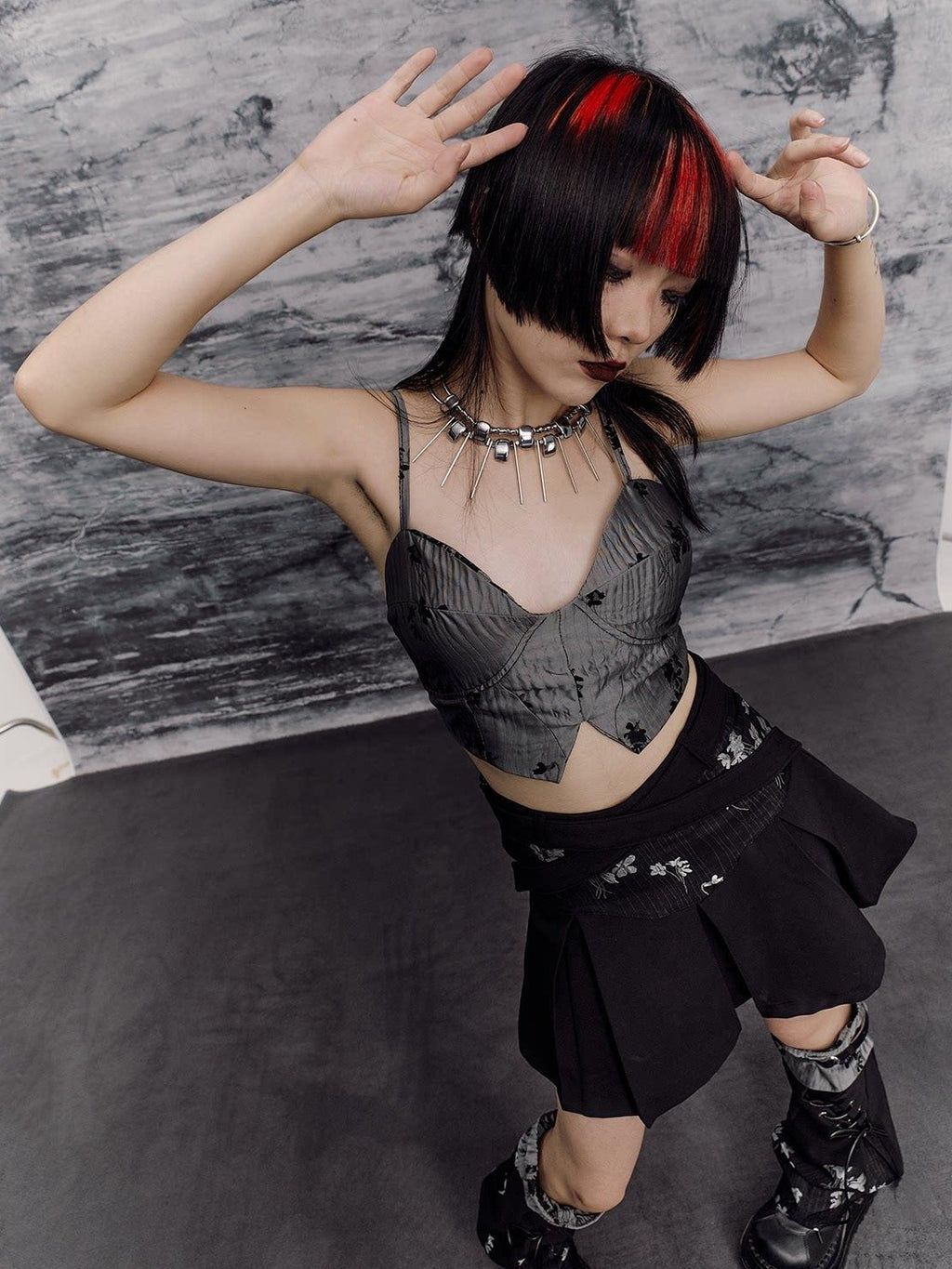 Frustration Garden Silver Original Design Slim Fit Spaghetti Strap Polyester Cropped Camisoles