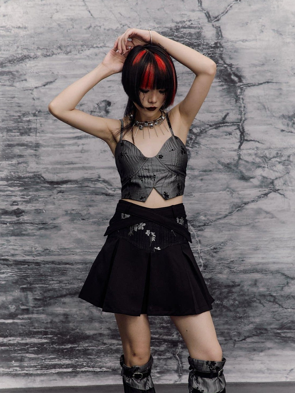 Frustration Garden Silver Original Design Slim Fit Spaghetti Strap Polyester Cropped Camisoles
