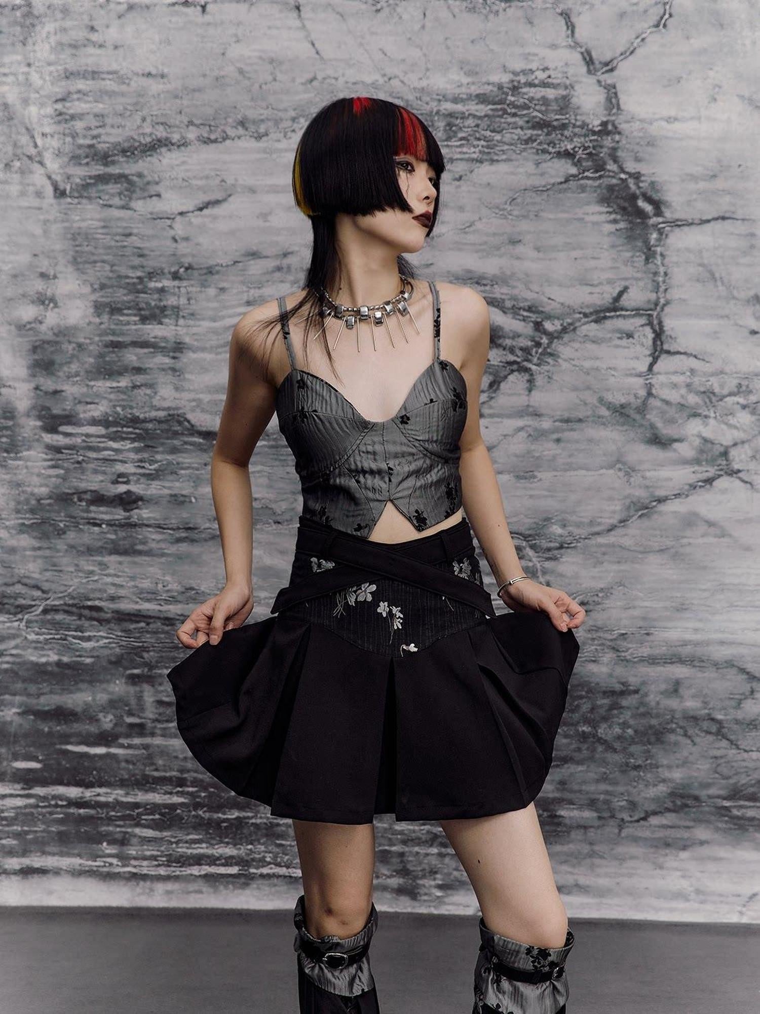 Frustration Garden Silver Original Design Slim Fit Spaghetti Strap Polyester Cropped Camisoles