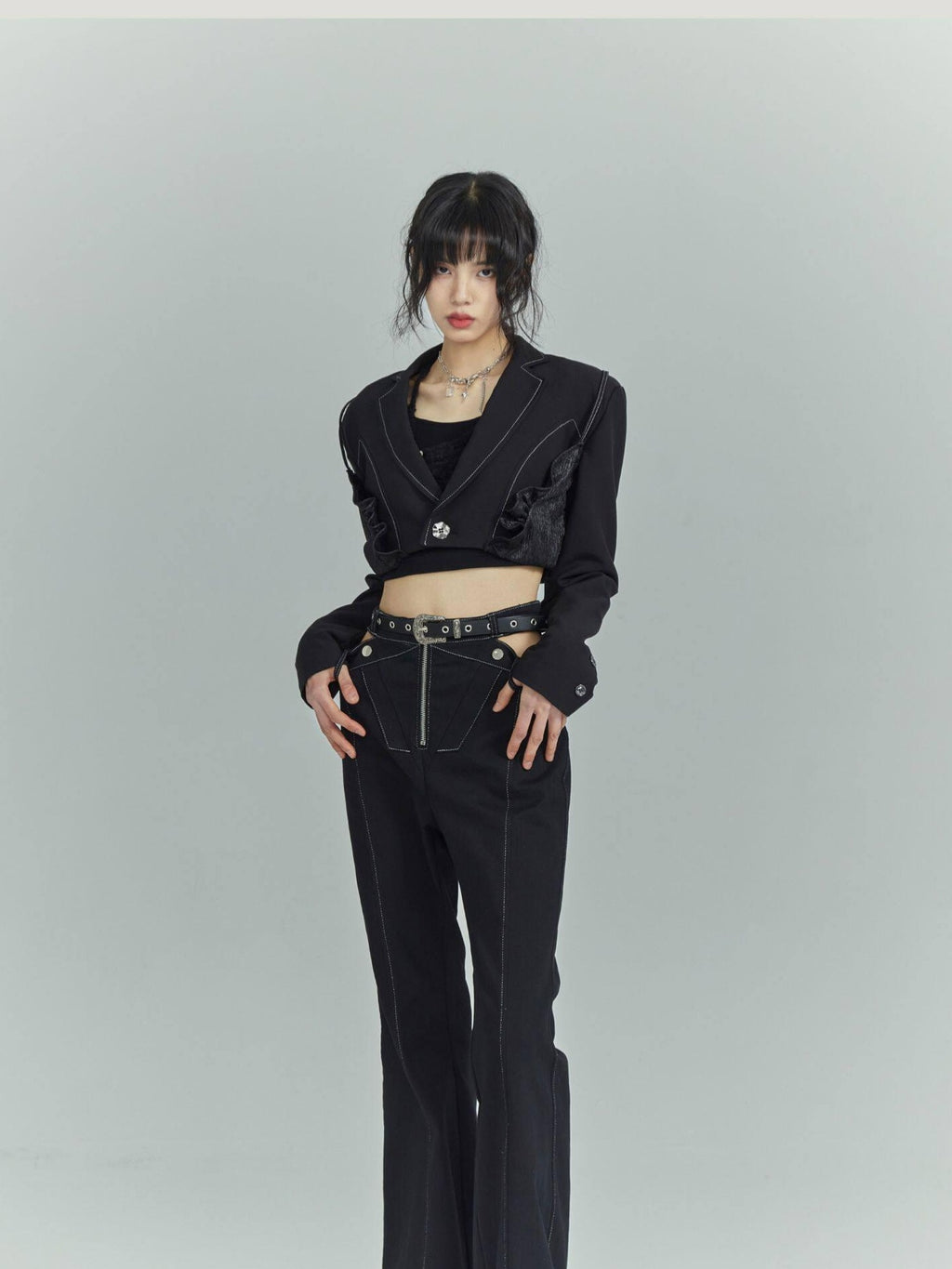 Frustration Garden Slim Unique Notched Lapel Black Button Longsleeve Stretch Blend Cropped Jackets