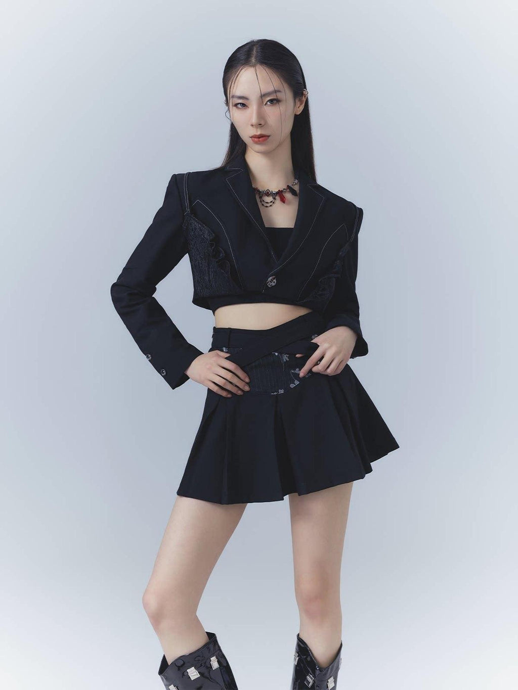 Frustration Garden Slim Unique Notched Lapel Black Button Longsleeve Stretch Blend Cropped Jackets