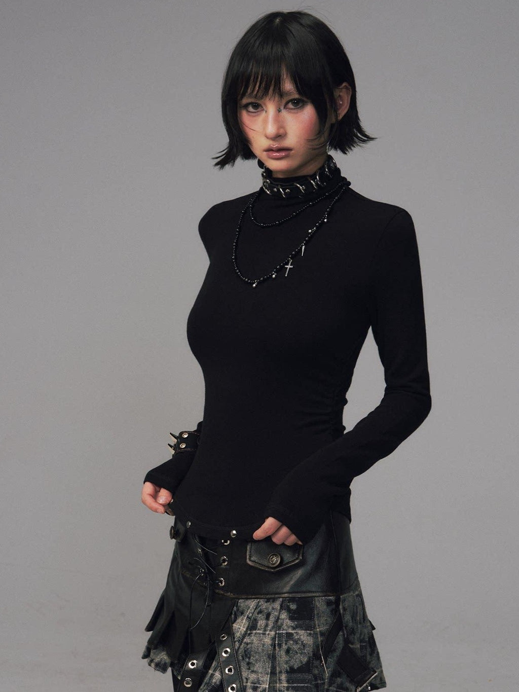Frustration Garden Soft Warm Slim Studded Cinched Waist Mock Neck Women Solid Long Sleeve T-Shirts