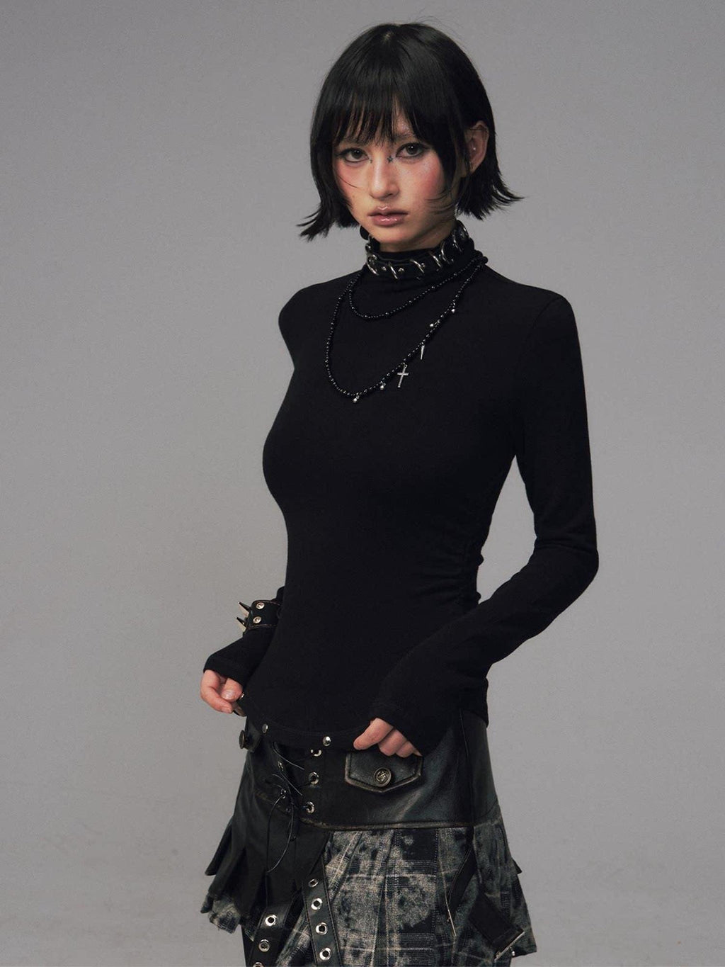 Frustration Garden Soft Warm Slim Studded Cinched Waist Mock Neck Women Solid Long Sleeve T-Shirts