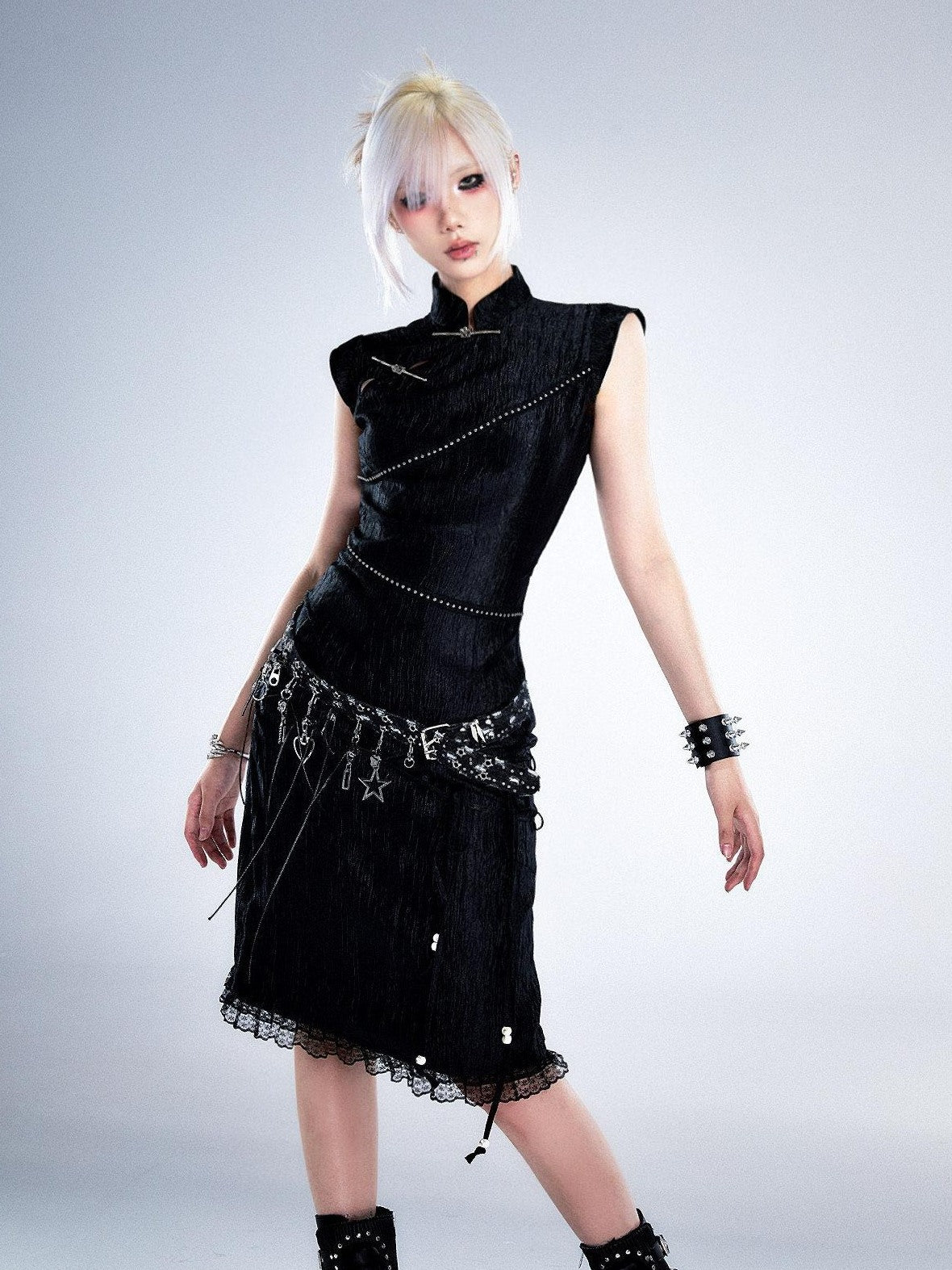 Frustration Garden Sparkling Sequin Accent Slim Single Loop Unisex Fashion Waist Black Gray Belts