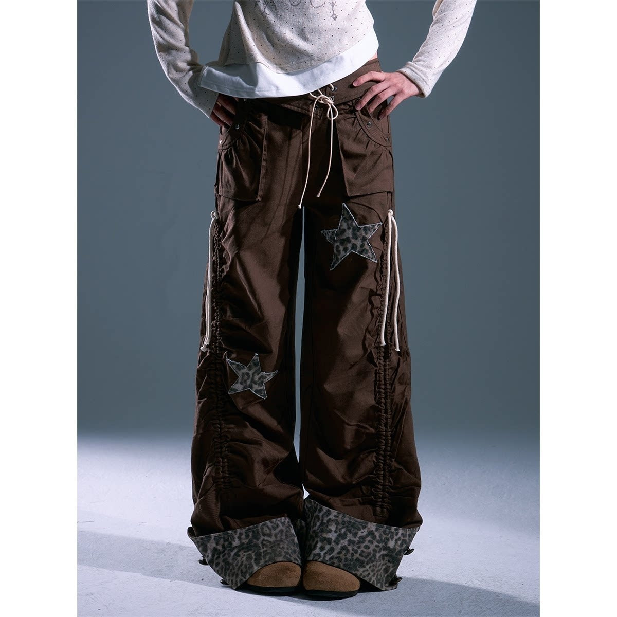 Frustration_Garden_Star_Patch_Pocket_Asymmetrical_Casual_Women_Elastic_Waist_Brown_Wide-Leg_Pants_MISSTT