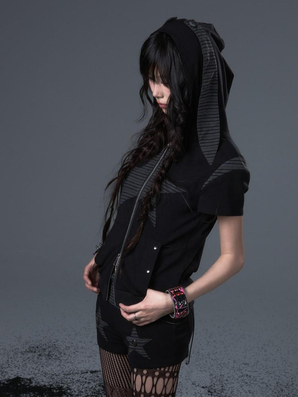 Frustration Garden Studded Patchwork Hooded Edgy For Women Striped Star Short Sleeve T-Shirts