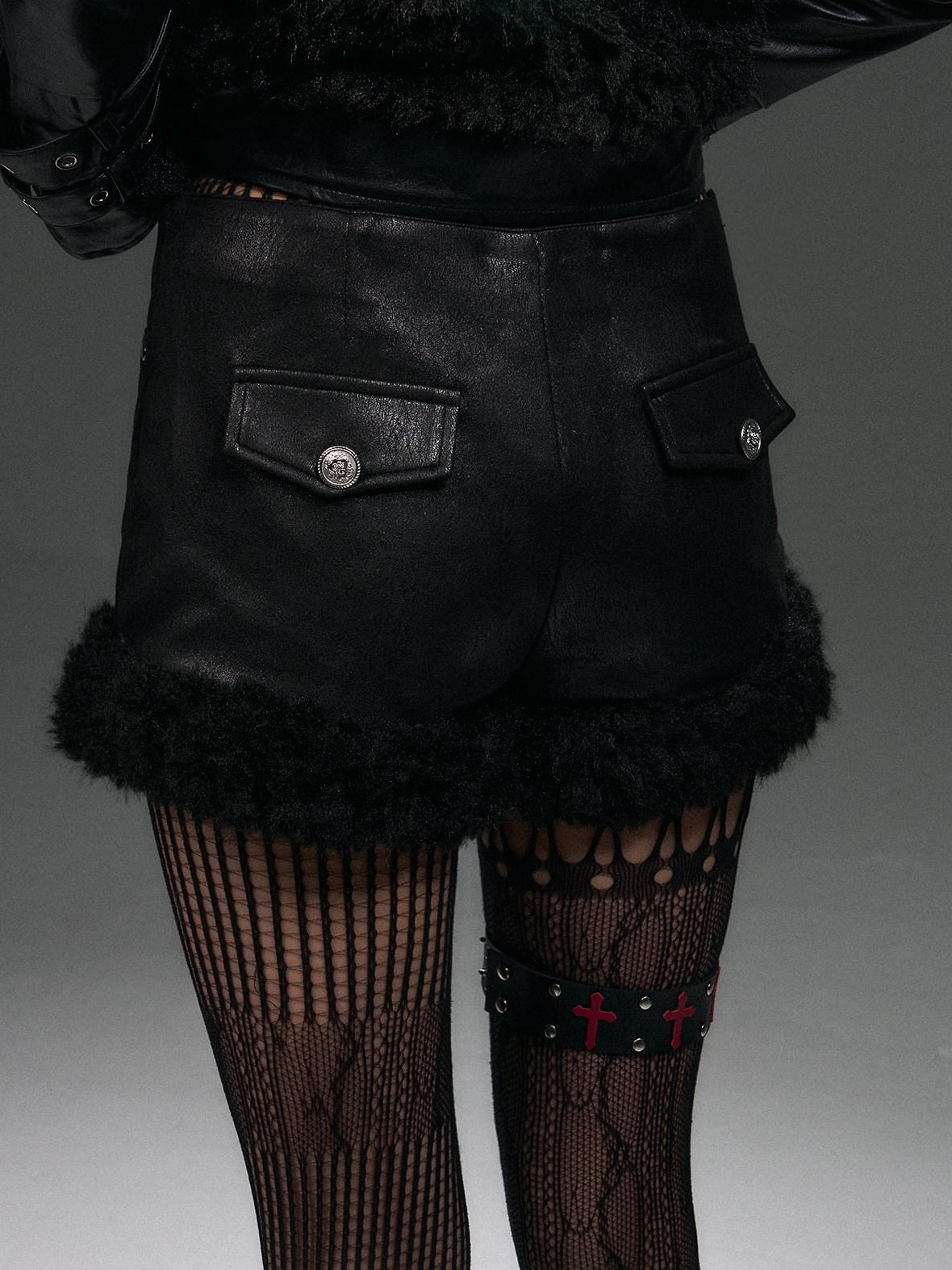 Frustration Garden Warm Vintage Pu Patchwork Low Waist Slim Straight Black Women Short Trousers