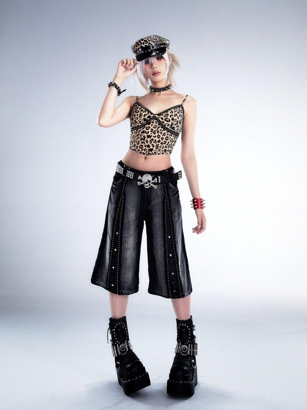 Frustration Garden Washed Black Punk Loose Natural Waist Zipper Women High Cotton Denim Shorts