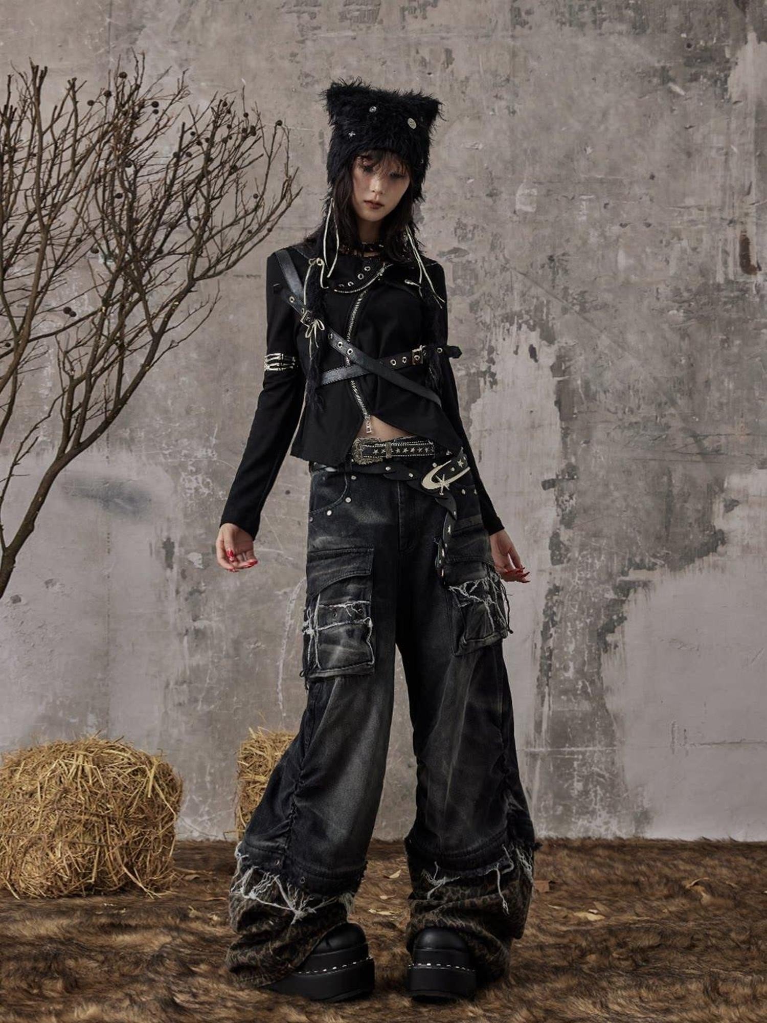 Frustration Garden Washed Dark Denim Loose Natural Waist Zipper Fly Non Stretch Wide-Leg Jeans