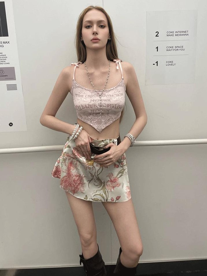 GGLOYDIUS Pink Floral Print Half Zipper Triangle Back Cropped Women's Camisoles