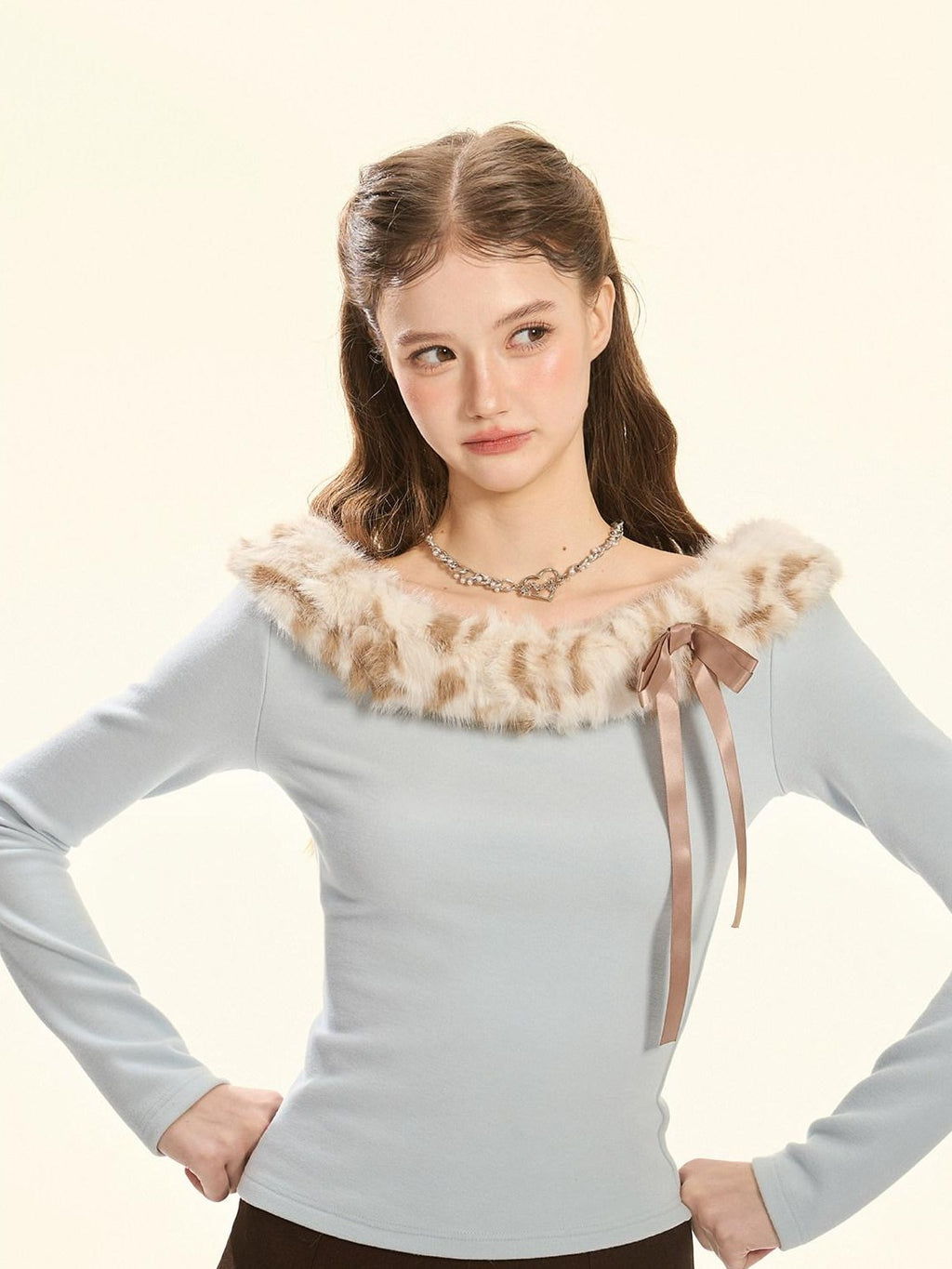 Girly Fancy Club Baby Blue Leopard Print Fur Collar Bow Women's Knit Off-shoulder Sweaters