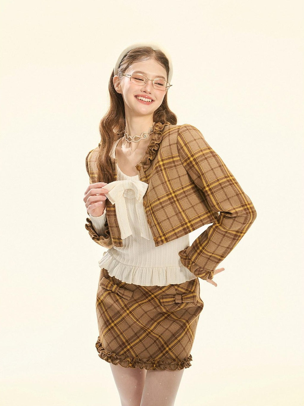 Girly Fancy Club Cream Detachable Bow Ruffle Ribbed Cropped Women's Knitted Long Sleeve T-shirts