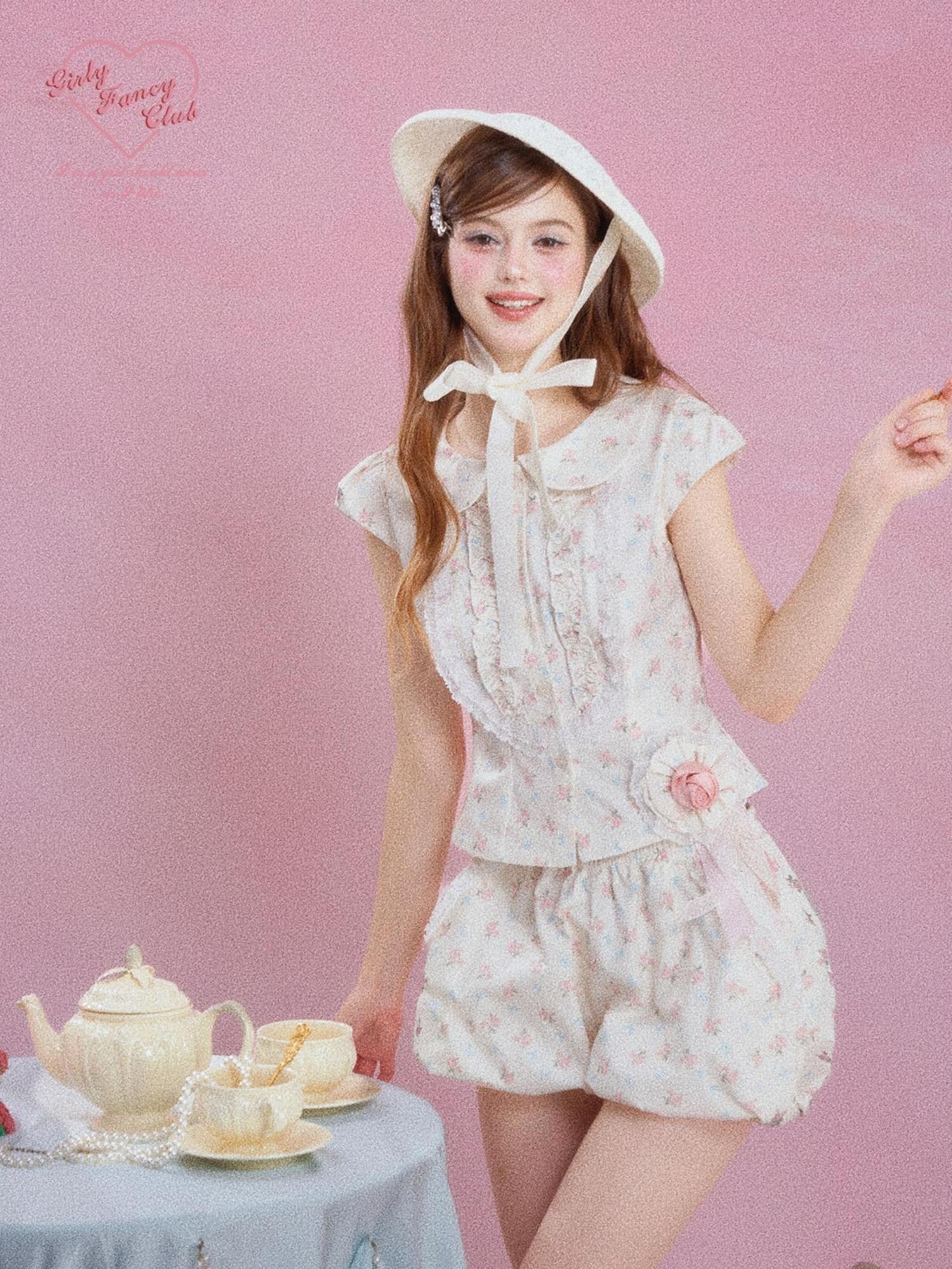 Girly Fancy Club Cream Floral Doll Collar Lace Trim Women's Casual Top & Shorts Sets