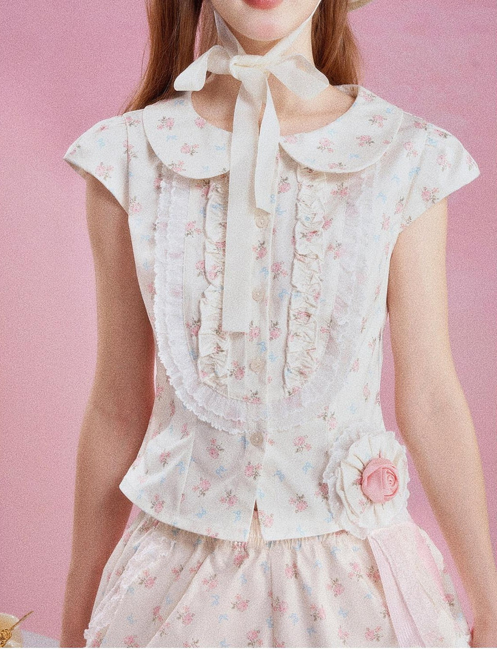 Girly Fancy Club Cream Floral Doll Collar Lace Trim Women's Casual Top & Shorts Sets