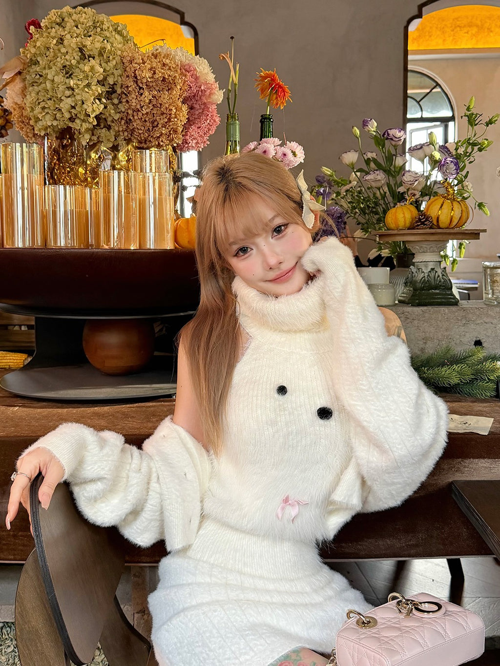 Girly Fancy Club Cream Soft Button V-neck Short Knitted Women's Nylon Blend Cardigans