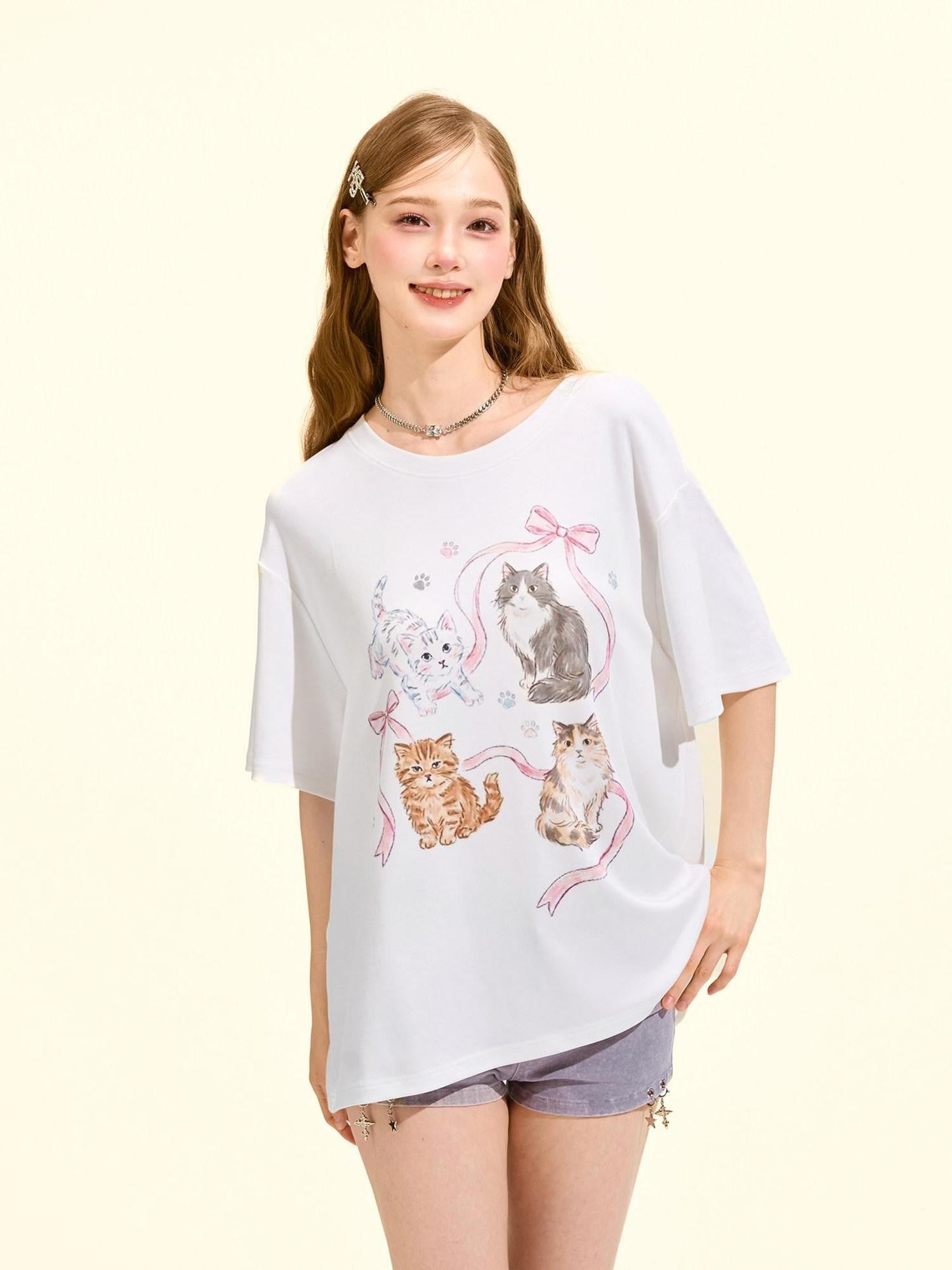 Girly Fancy Club Cute Cat Print Loose Drop Shoulder Women's Cotton Blend Graphic T-shirts