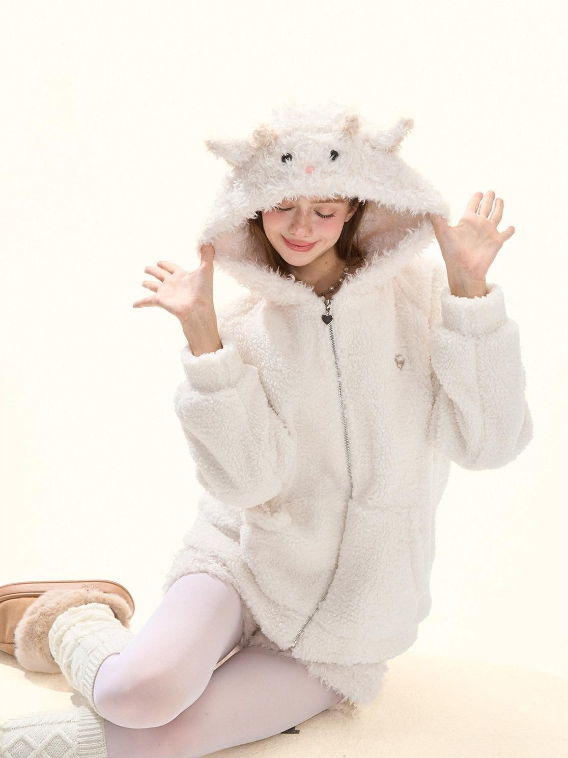 Girly Fancy Club Cute Lamb Embroidered Patchwork Women's Polyester Fleece Zip-up Hoodies