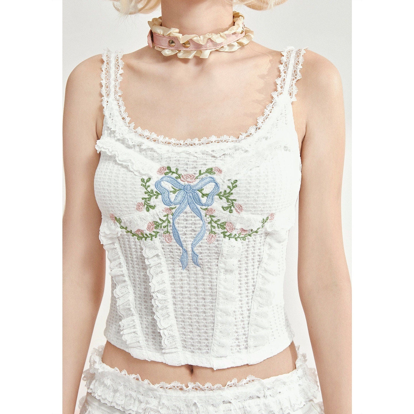 Girly_Fancy_Club_French_Embroidered_Lace_Trim_Women's_Polyester_Cotton_Casual_Top_&_Shorts_Sets_904193462545_MISSTT