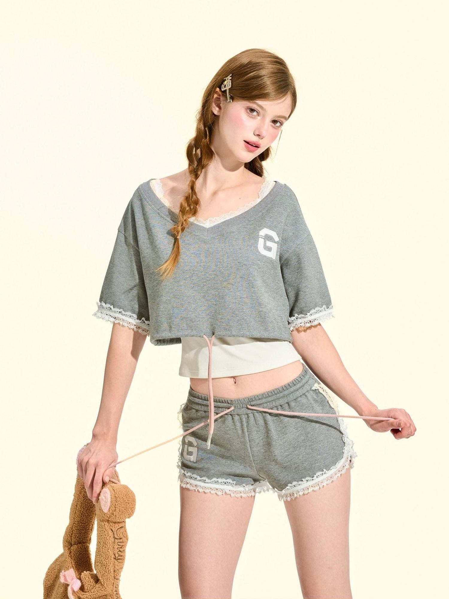 Girly Fancy Club Gray Applique Cropped Loose Women's Cotton Sport Top & Shorts Sets