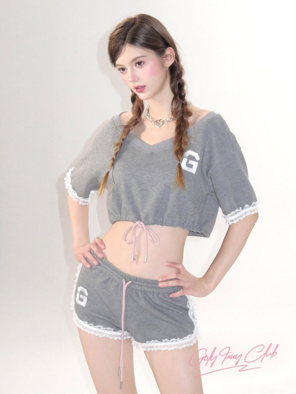 Girly Fancy Club Gray Applique Cropped Loose Women's Cotton Sport Top & Shorts Sets