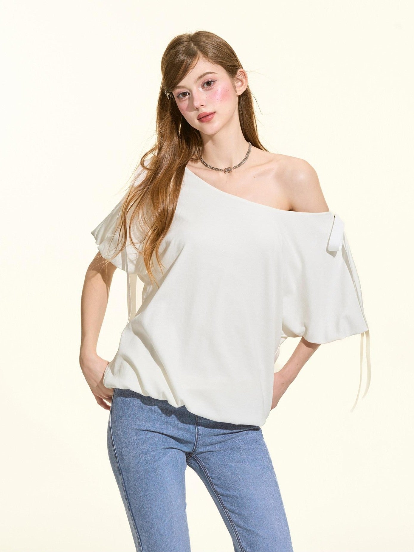 Girly Fancy Club White Bow Puff Sleeve Asymmetrical Women's Lyocell Knit Off-shoulder T-shirts