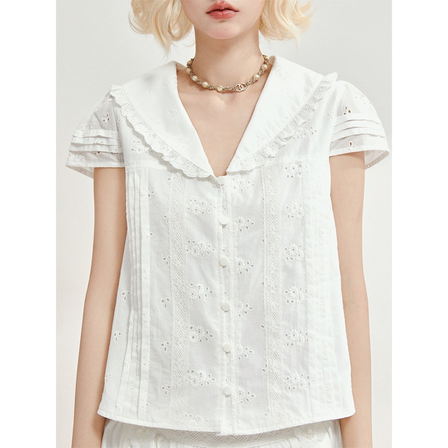 Girly_Fancy_Club_White_Embroidered_Lace_Sailor_Collar_Pleated_Women's_Cotton_Short_Sleeve_T-shirts_926926141747_MISSTT