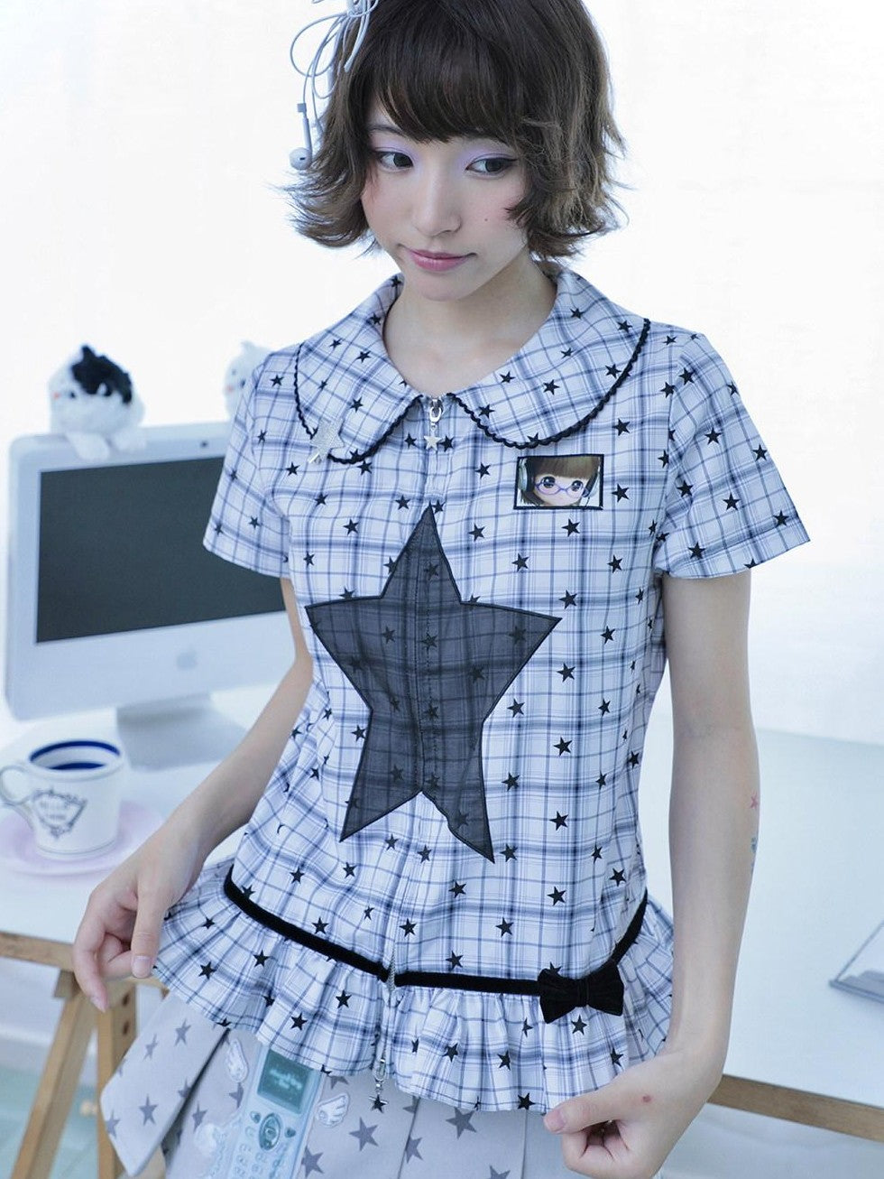 Hashtag DDD Black White Check Ruffle Zipper Fitted Waist Women's Short Sleeve T-shirts