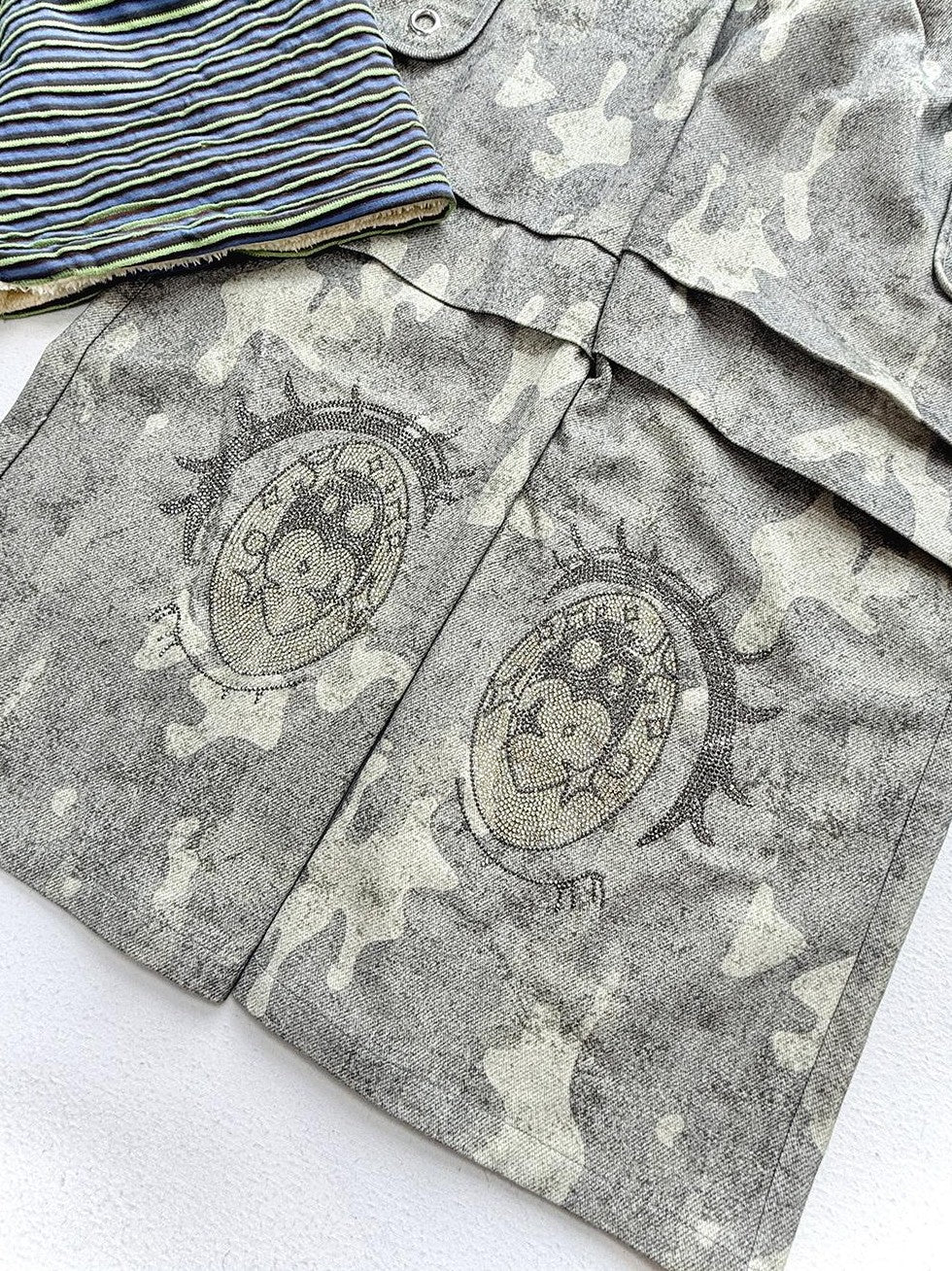 Hashtag DDD Cartoon Eye Rhinestone Camo Women's Cotton Cargo Pants